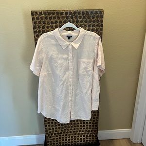 Torrid Short Sleeve button down stop Size 2